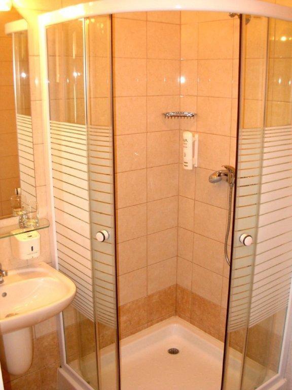 Pensjonat Zacisze Plewiska Kamer foto